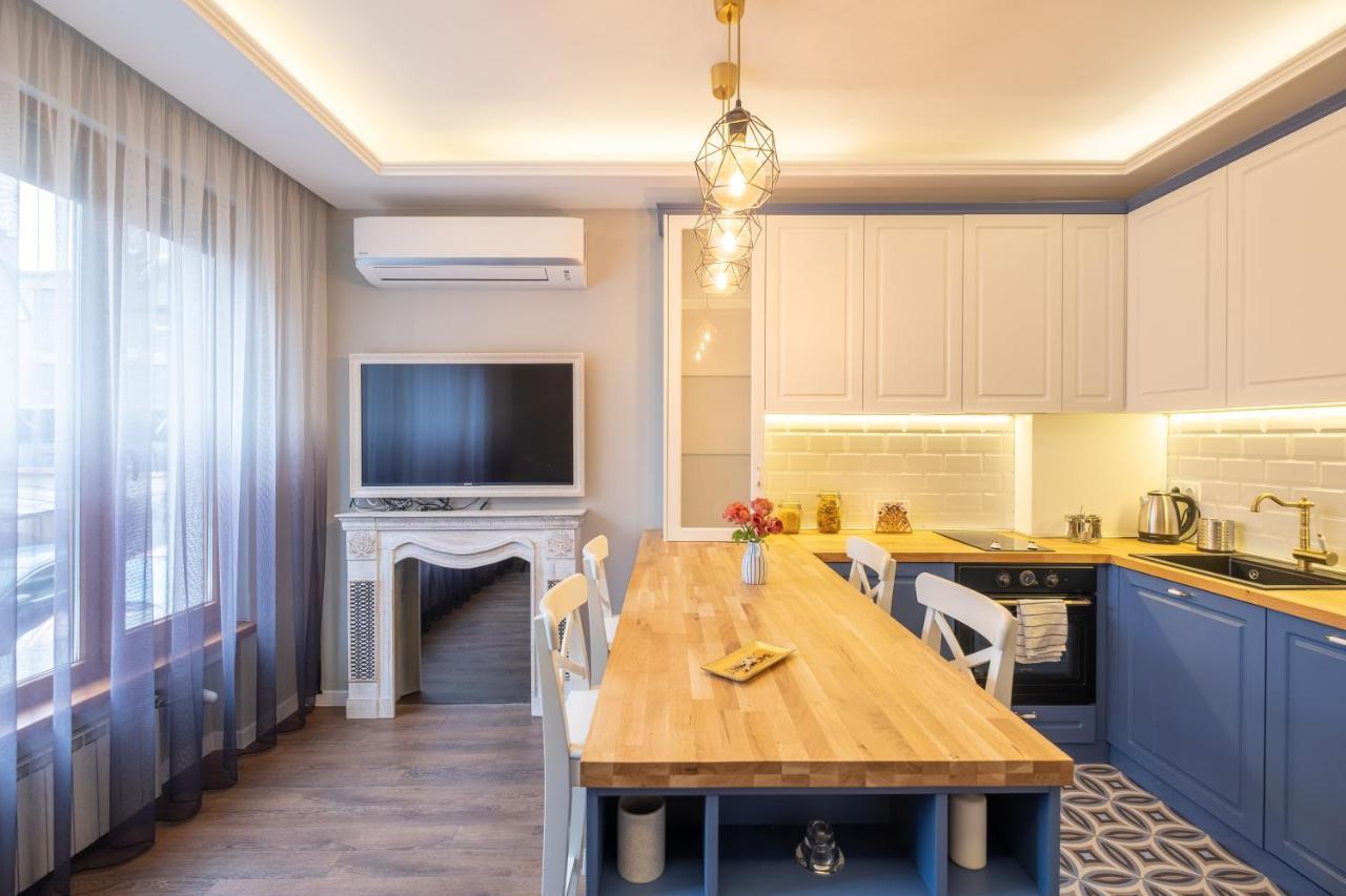 Designer & Cozy 2Bd Flat With A Parking In The City Center By Flat Mаnager Sófia Exterior foto