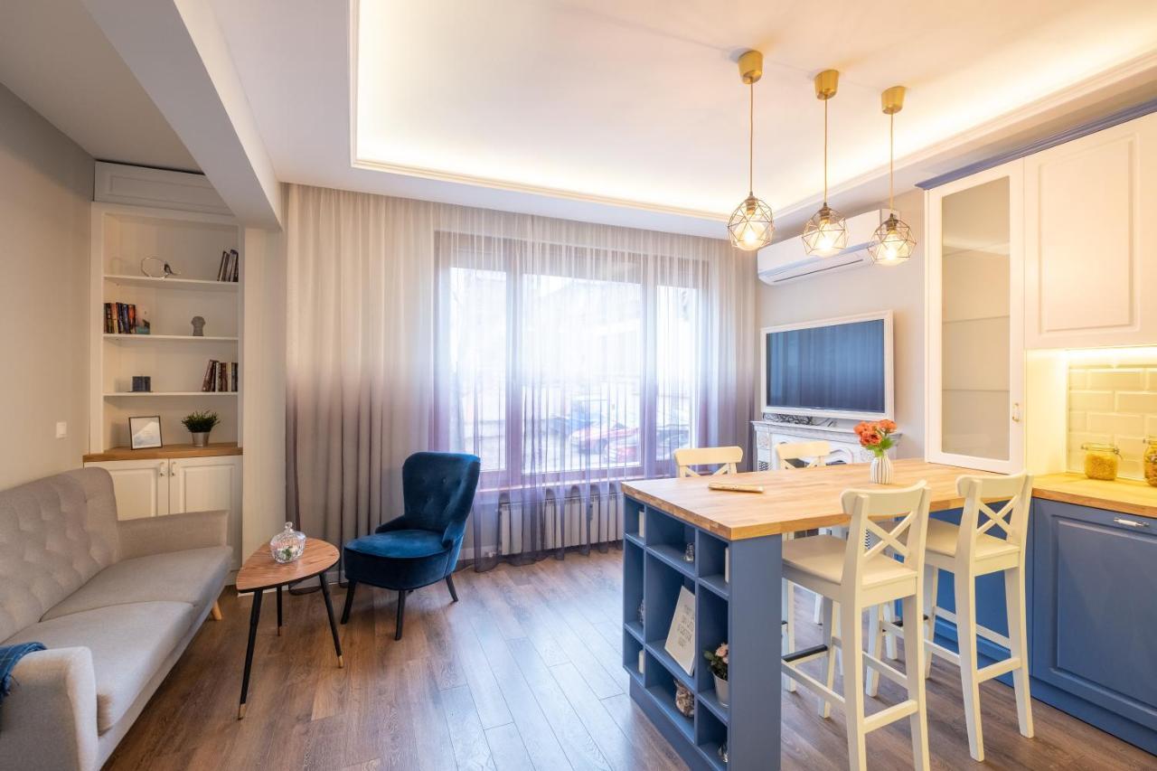 Designer & Cozy 2Bd Flat With A Parking In The City Center By Flat Mаnager Sófia Exterior foto