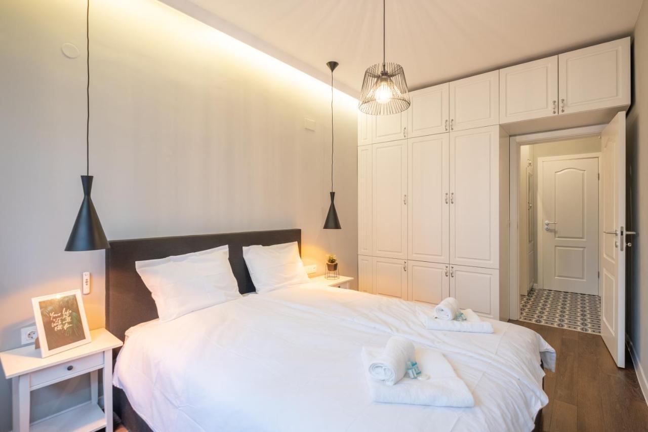 Designer & Cozy 2Bd Flat With A Parking In The City Center By Flat Mаnager Sófia Exterior foto
