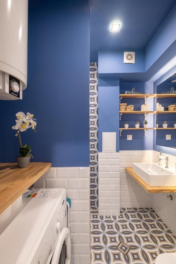 Designer & Cozy 2Bd Flat With A Parking In The City Center By Flat Mаnager Sófia Exterior foto